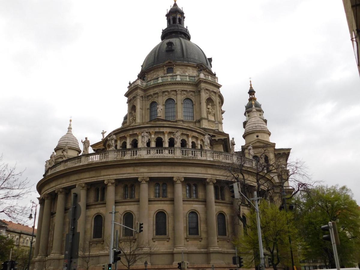 The Wonder Deer Apartment Next To The Opera Self Check-In Budapeste Exterior foto